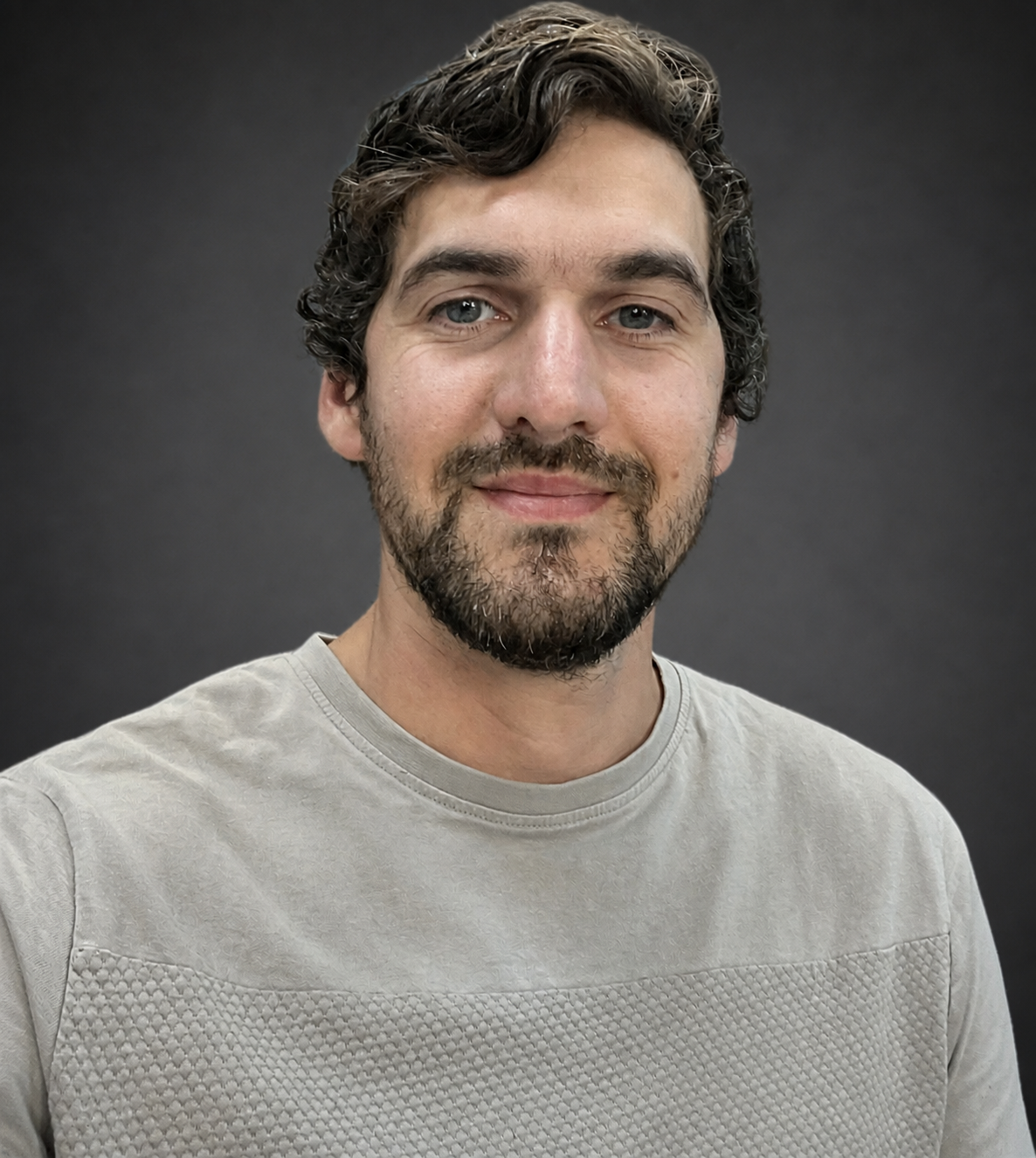 Portrait of Andrew, a Golden Carrot student playing 100NL.